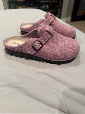 Women’s Felt Slip-On Clog in Dusty Rose